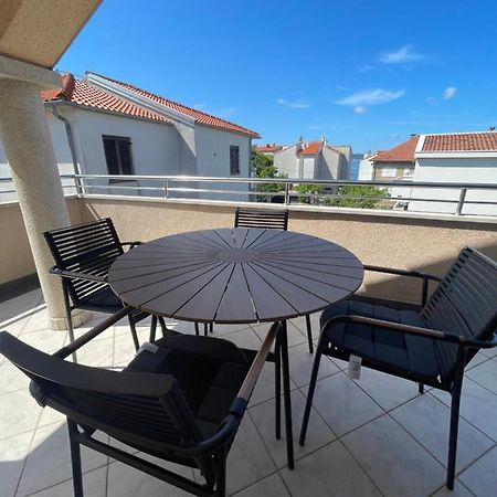 Appartamento Lidija Zara Esterno foto