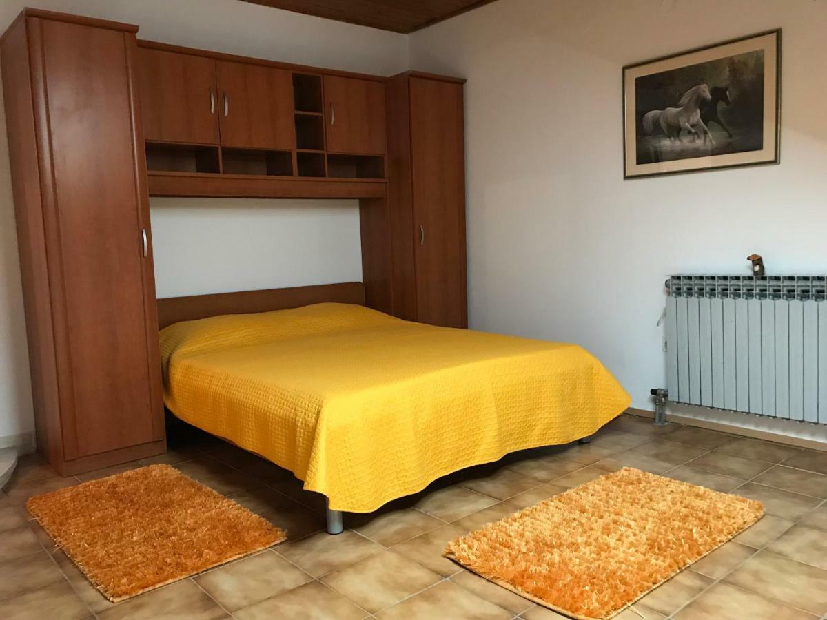 Appartamento Lidija Zara Esterno foto